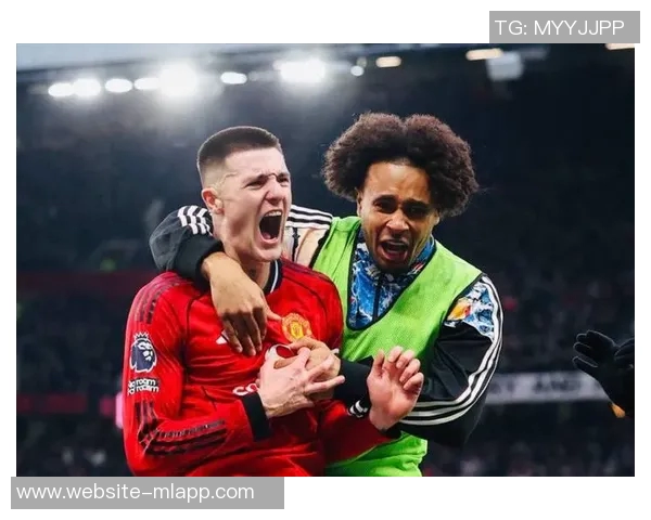 曼联冬季转会窗口将迅速完成齐尔克泽等多笔交易科利尔继续外租计划